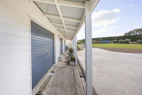 Photo of property in 63 Sutherland Road, Sanson, Palmerston North, 4479