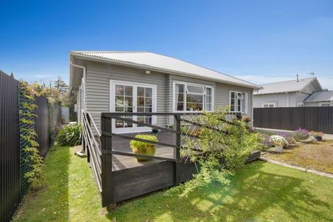 Photo of property in 99 Heretaunga Street, Palmerston North, 4414