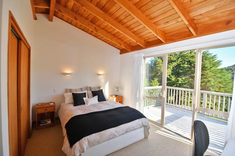 Photo of property in 1066 Leigh Road, Matakana, Warkworth, 0985