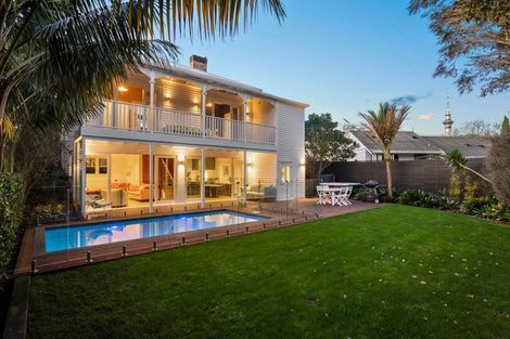 Photo of property in 49 Anglesea Street, Freemans Bay, Auckland, 1011