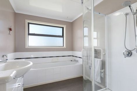 Photo of property in 42 Mitchell Street, Abbotsford, Dunedin, 9018