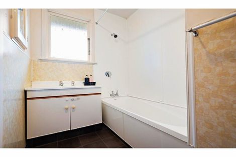 Photo of property in 302 Wigram Road, Wigram, Christchurch, 8025