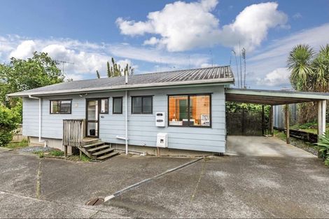 Photo of property in 2/85 Awaruku Road, Torbay, Auckland, 0630