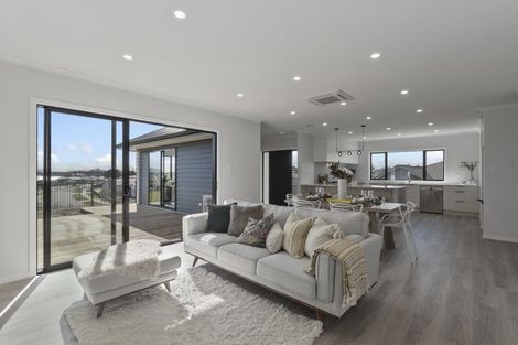 Photo of property in 24 Drower Glen, Flagstaff, Hamilton, 3210