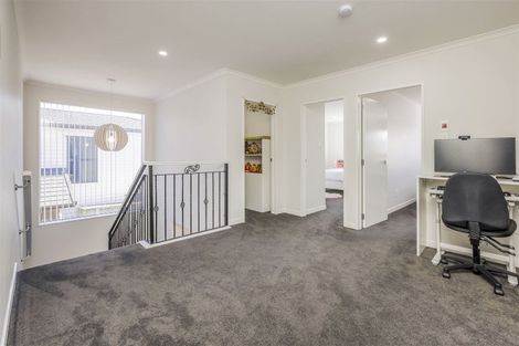 Photo of property in 11 Reding Street, Takanini, 2112