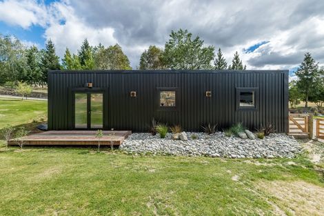 Photo of property in 17a Lawrence Street, Bannockburn, Cromwell, 9384