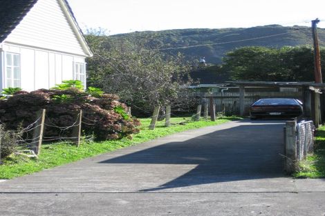 Photo of property in 13a Petherick Street, Taita, Lower Hutt, 5011