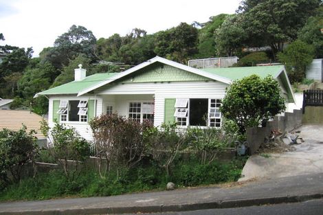 Photo of property in 7 Valley Street, Island Bay, Wellington, 6023