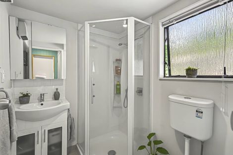 Photo of property in 222 Main Road South, Raumati South, Paraparaumu, 5032