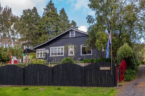 Photo of property in 40 Norsewood Ormondville Road, Norsewood, 4974