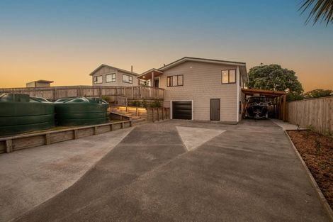 Photo of property in 35 Gawler Street, Te Horo Beach, Otaki, 5581