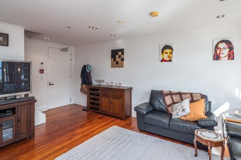 Photo of property in Augusta Apartments, 19/254 Willis Street, Te Aro, Wellington, 6011