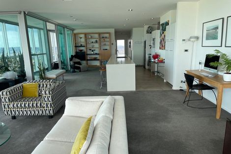 Photo of property in Sentinel Apartments, 2703/3 Northcroft Street, Takapuna, Auckland, 0622