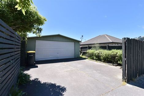 Photo of property in 19 Taupata Street, Redcliffs, Christchurch, 8081