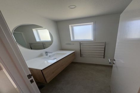 Photo of property in 7a Camrose Place, Glenfield, Auckland, 0629