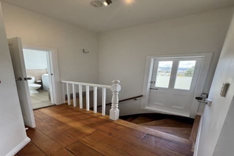 Photo of property in 77 Brougham Street, Mount Victoria, Wellington, 6011