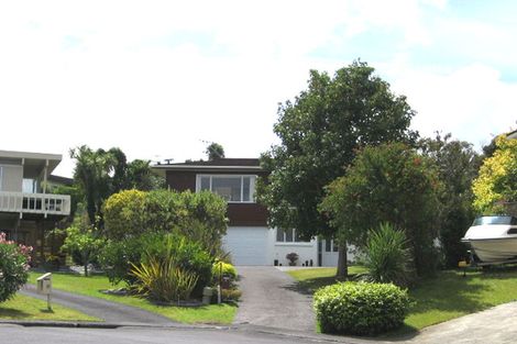 Photo of property in 6 Christensen Place, Forrest Hill, Auckland, 0620