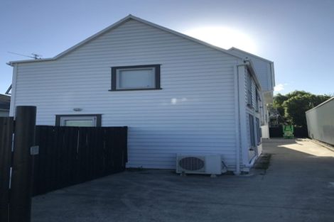 Photo of property in 327 Barbadoes Street, Christchurch Central, Christchurch, 8011
