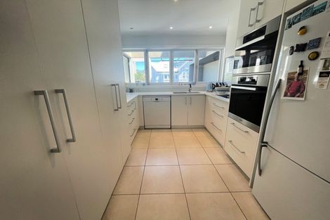 Photo of property in Highwic, 15/32 Hobson Street, Thorndon, Wellington, 6011