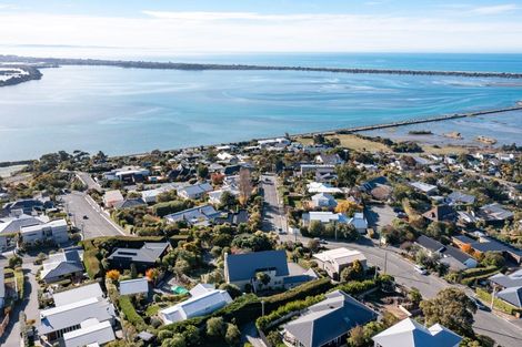 Photo of property in 40 Major Hornbrook Road, Mount Pleasant, Christchurch, 8081