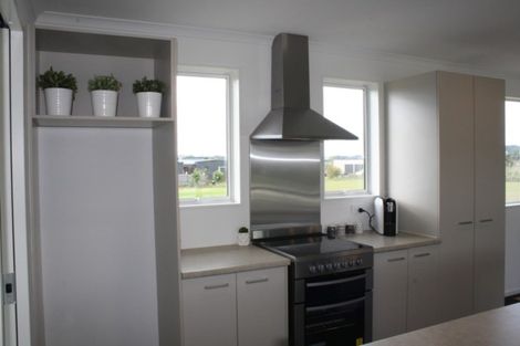 Photo of property in 60d Jack Boyd Drive, Mangawhai Heads, Kaiwaka, 0573