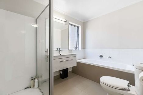 Photo of property in 13 De Havilland Road, Hobsonville, Auckland, 0616