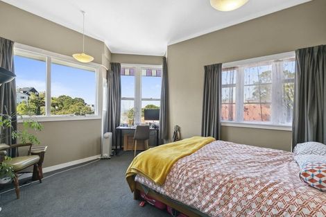 Photo of property in 5 Hadfield Terrace, Kelburn, Wellington, 6012