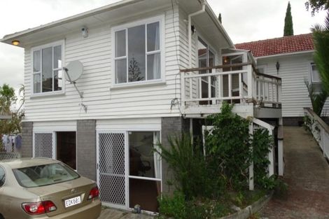 Photo of property in 1/7 Te Atatu Road, Te Atatu South, Auckland, 0610