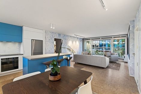 Photo of property in Elizabeth Height Apartments, 8 Elizabeth Street, Tauranga, 3110