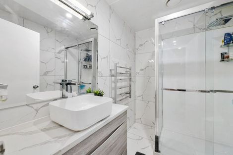 Photo of property in 30 Spalding Rise, Golflands, Auckland, 2013