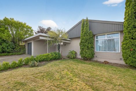 Photo of property in 40 Harrowdale Drive, Avonhead, Christchurch, 8042