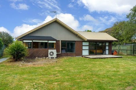 Photo of property in 21 Coates Place, Rangiora, 7400