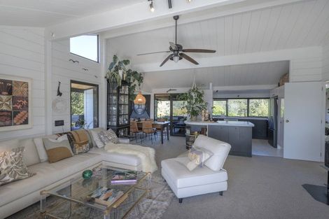 Photo of property in 77 Grange Road, Hahei, Whitianga, 3591