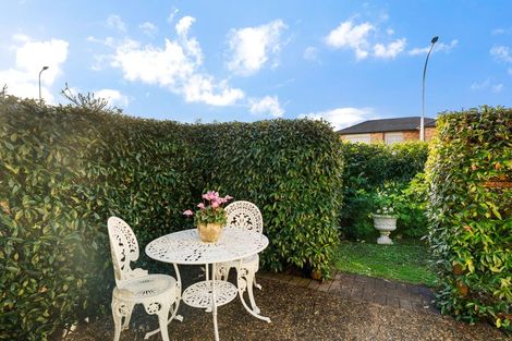 Photo of property in 1 Zara Court, Flat Bush, Auckland, 2016