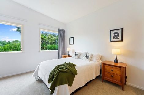 Photo of property in 321 Te Horo Beach Road, Te Horo Beach, Otaki, 5581