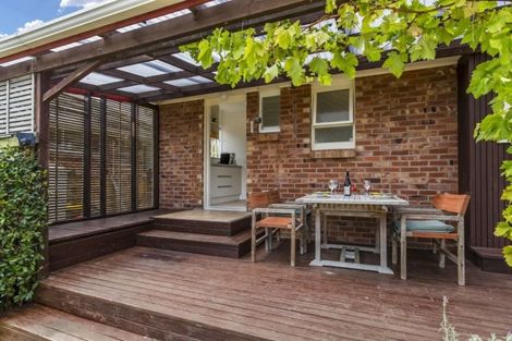 Photo of property in 82 Sylvan Avenue, Northcote, Auckland, 0627