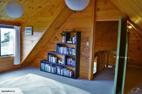 Photo of property in 2 Park Road, Paraparaumu Beach, Paraparaumu, 5032