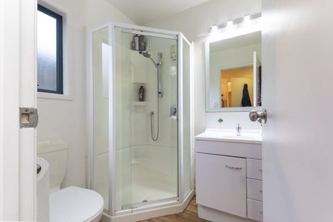 Photo of property in 220 Woodlands Park Road, Titirangi, Auckland, 0604