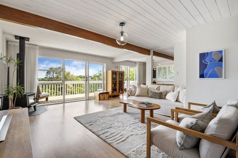 Photo of property in 2/35a Rangatira Road, Beach Haven, Auckland, 0626