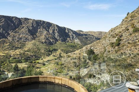 Photo of property in 12 Crows Nest Road, Arthurs Point, Queenstown, 9371