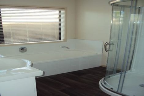 Photo of property in 9a Le Quesne Place, Fairfield, Hamilton, 3214