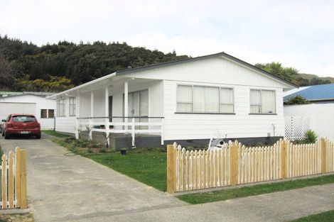 Photo of property in 20 Belgrave Street, Wainuiomata, Lower Hutt, 5014