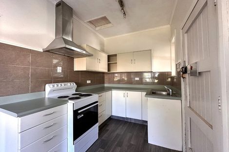 Photo of property in 2 White Street, Whanganui East, Whanganui, 4500