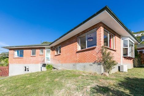 Photo of property in 4 Randolph Road, Crofton Downs, Wellington, 6035