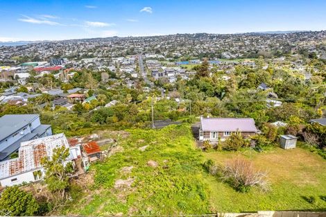 Photo of property in 9 Carlisle Road, Torbay, Auckland, 0630
