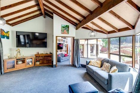 Photo of property in 10 Muritai Crescent, Havelock North, 4130