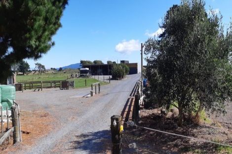 Photo of property in 218 Pukenamu Road, Te Horo, Otaki, 5581