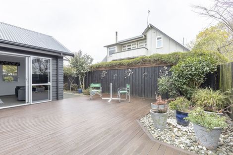 Photo of property in 7a Awatea Terrace, Hokowhitu, Palmerston North, 4410