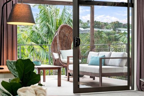Photo of property in 194 Beach Road, Campbells Bay, Auckland, 0630