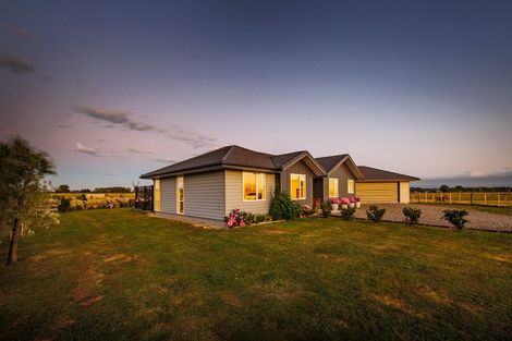 Photo of property in 1404a State Highway 3, Newbury, Palmerston North, 4475